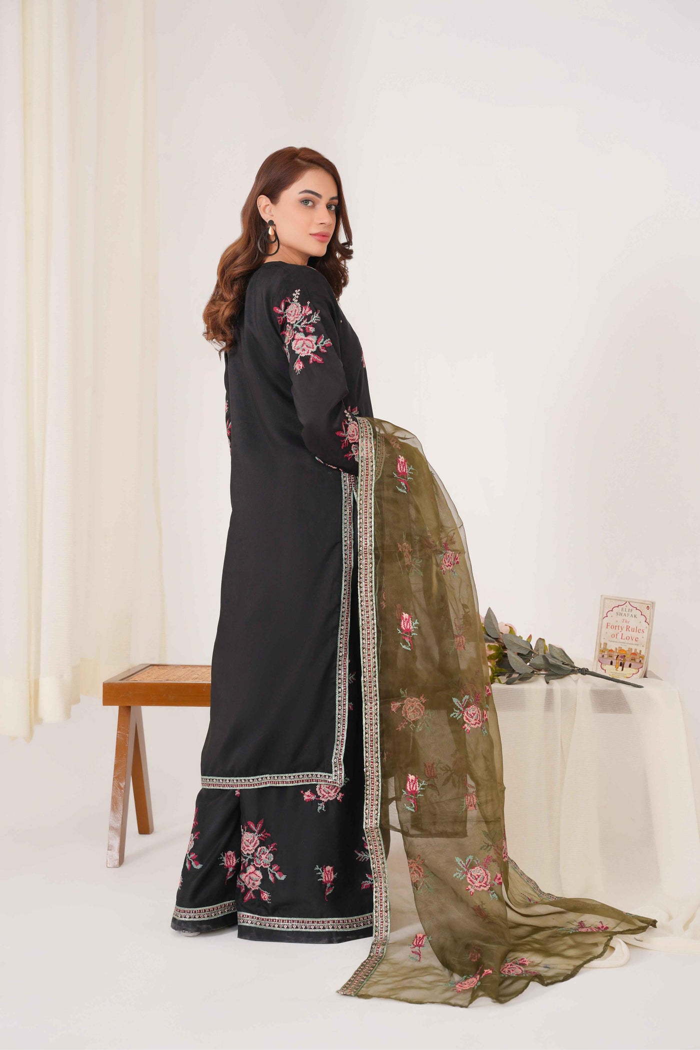 Black 3PC - Embroidered Luxe Pret